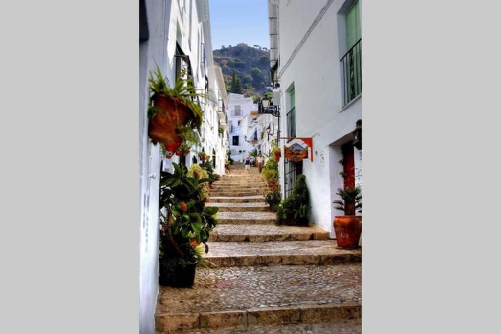 La Casita Azul,Apartamento Encantador Frigiliana Buitenkant foto